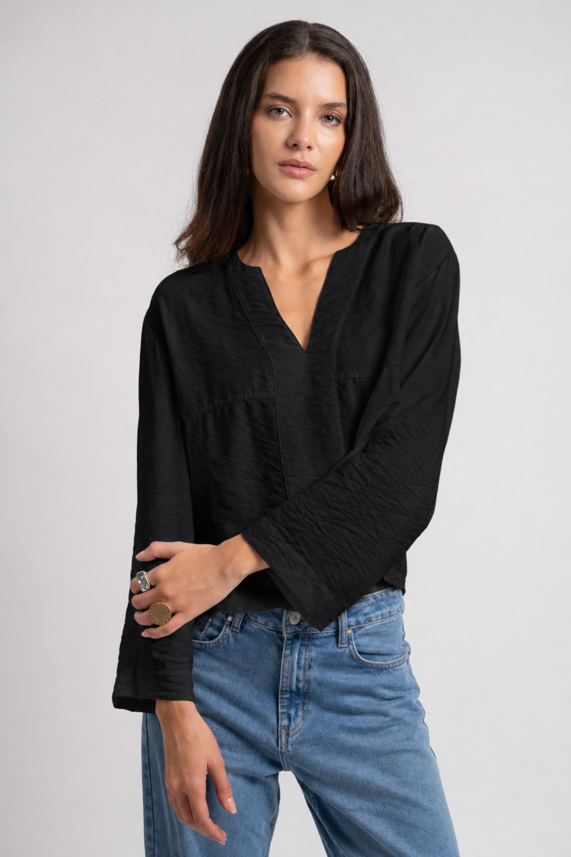 BLUSA AKIRA negro