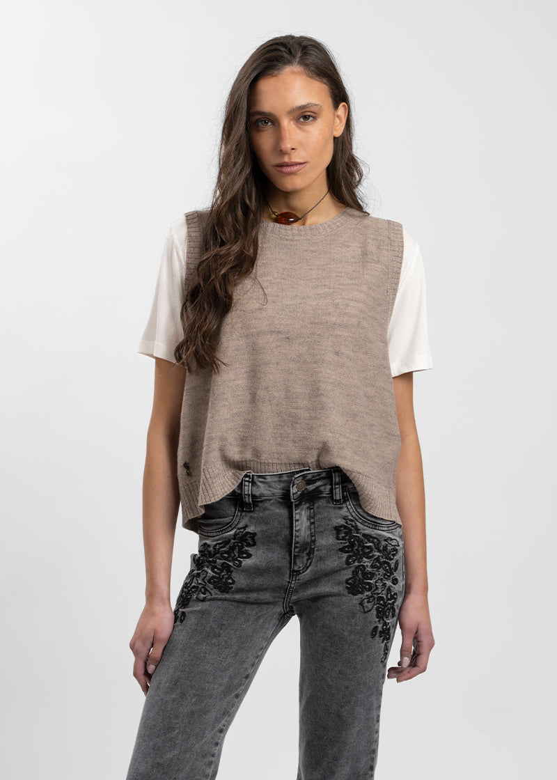 JEANS FLARE  TIRO MEDIO NORA B MARENGO