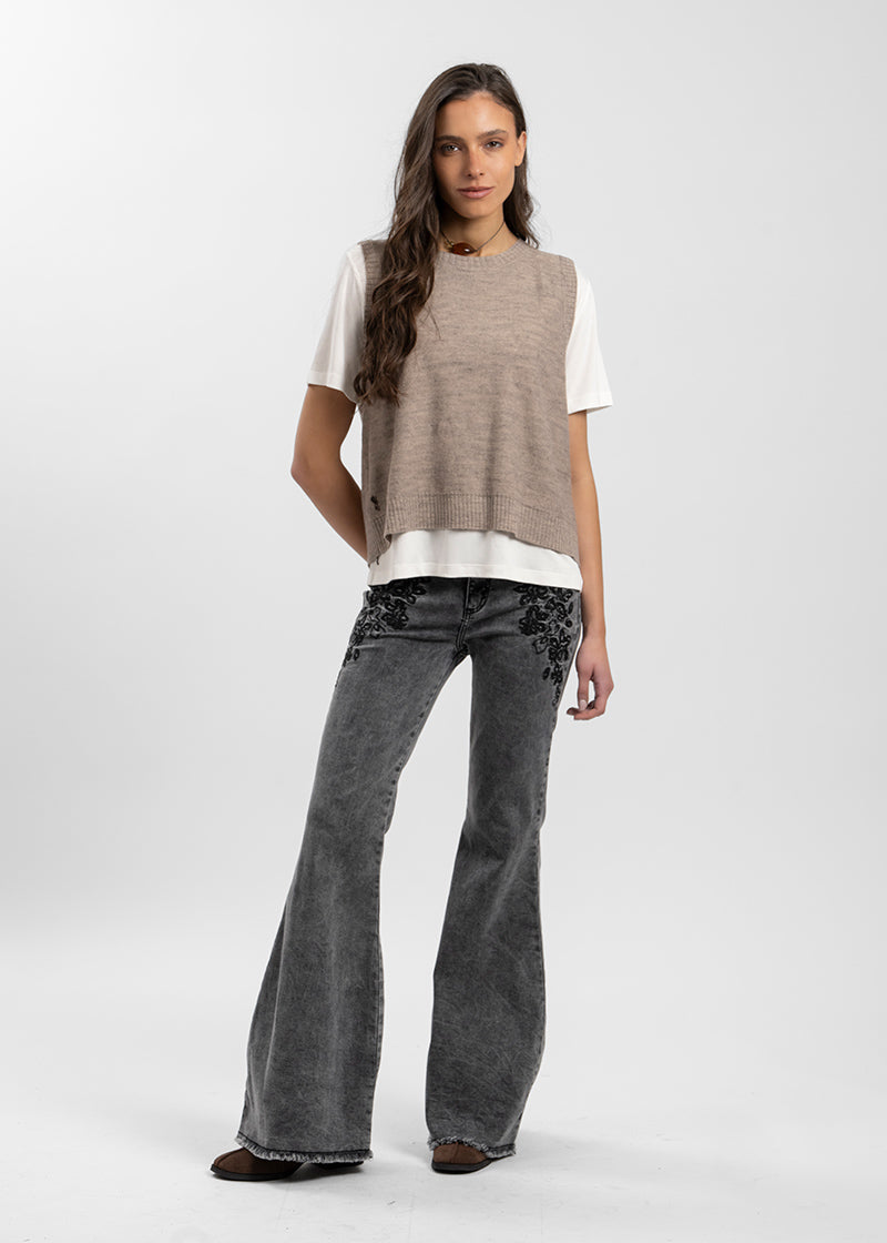 JEANS FLARE  TIRO MEDIO NORA B MARENGO
