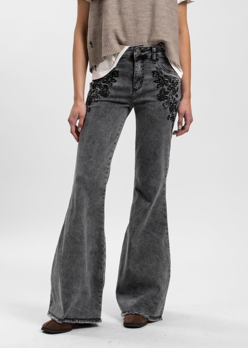 JEANS FLARE  TIRO MEDIO NORA B MARENGO