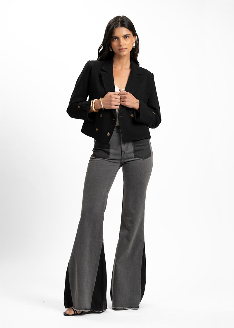 JEANS FLARE TIRO MEDIO ADA gris bicolor