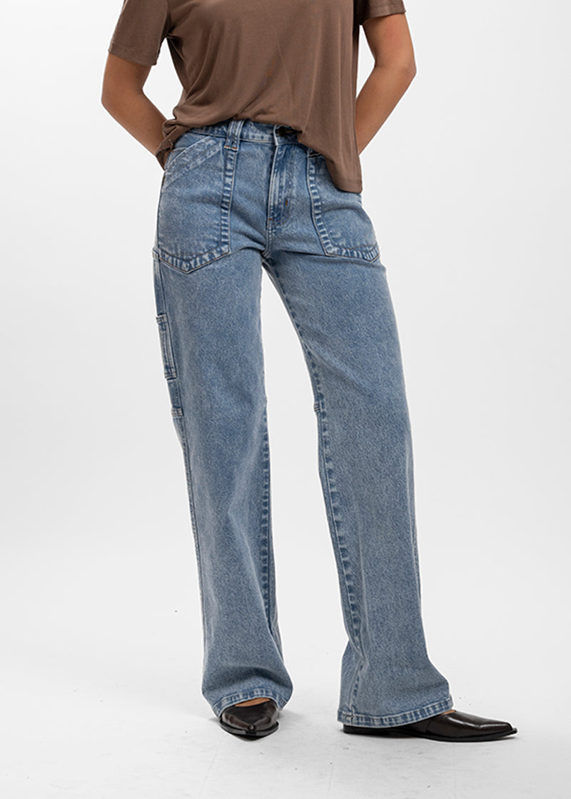 JEANS RECTO TIRO ALTO AME ice