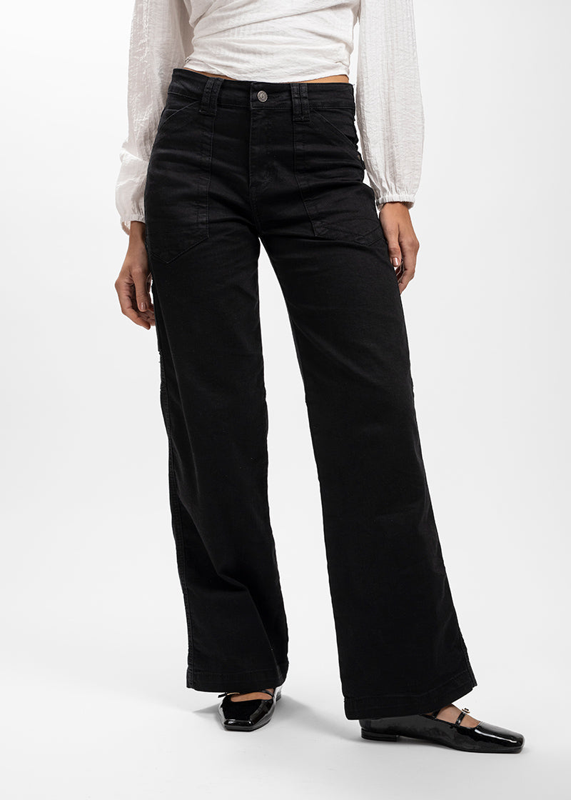 JEANS RECTO TIRO ALTO AME negro