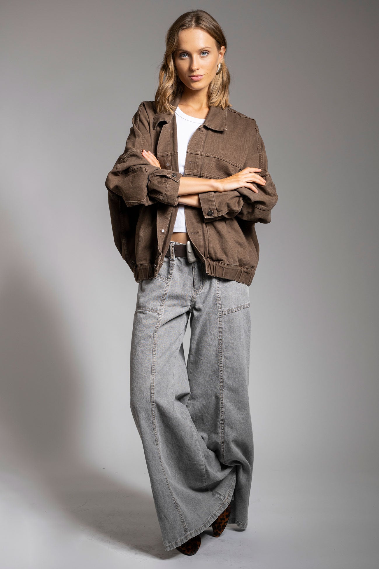 JEANS PALAZZO TIRO MEDIO ARIANNA gris