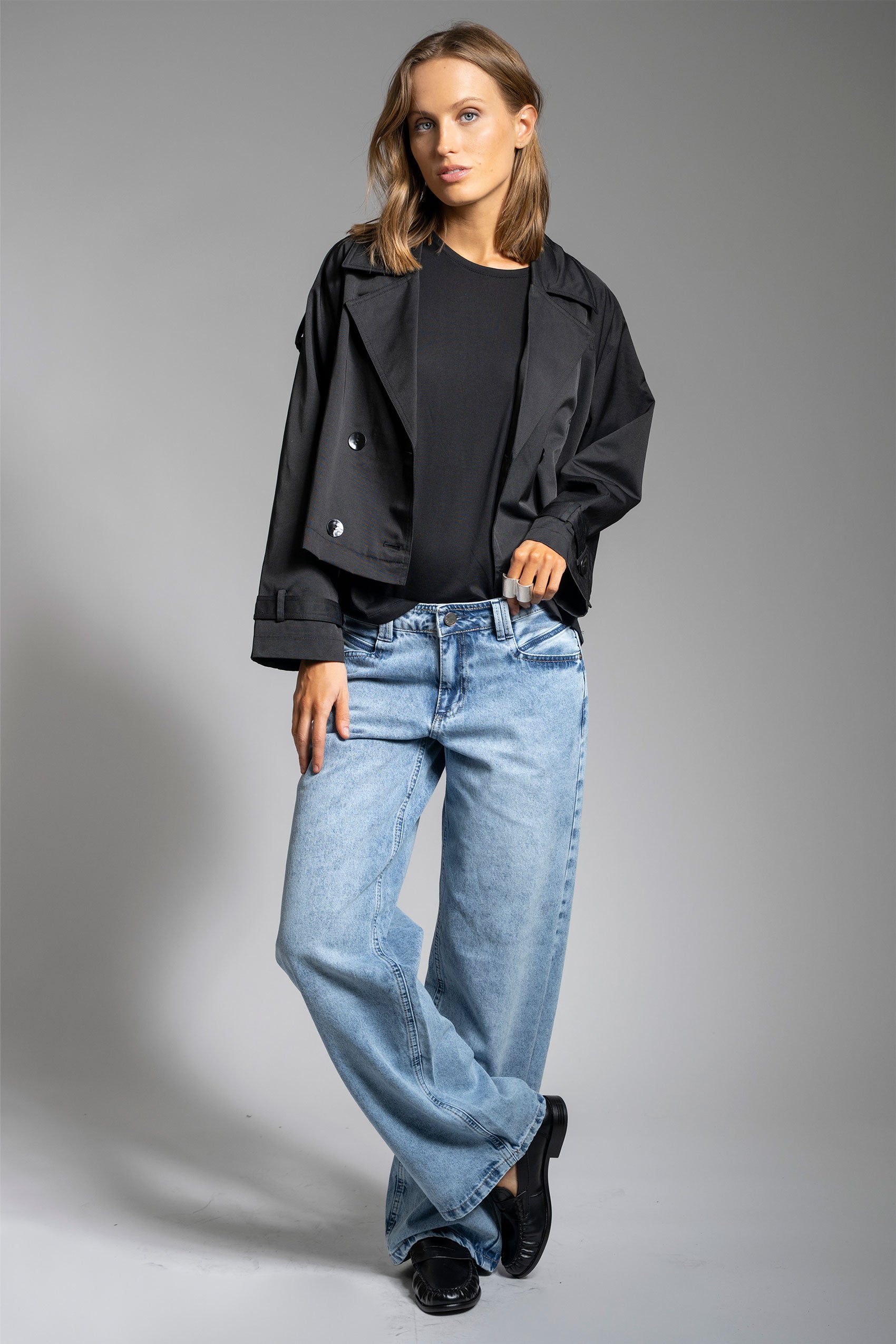 JEANS RECTO TIRO MEDIO GREGORIA celeste