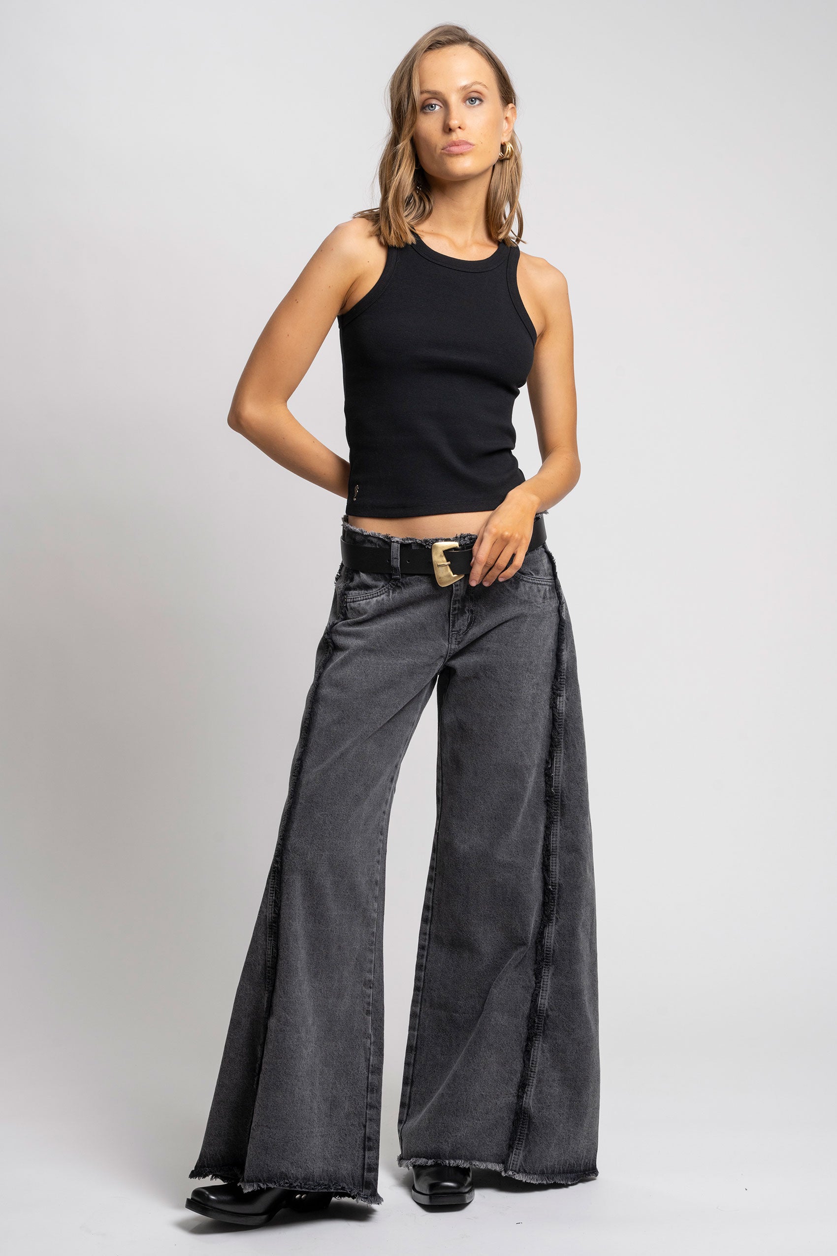 JEANS PALAZZO TIRO MEDIO PIA gris