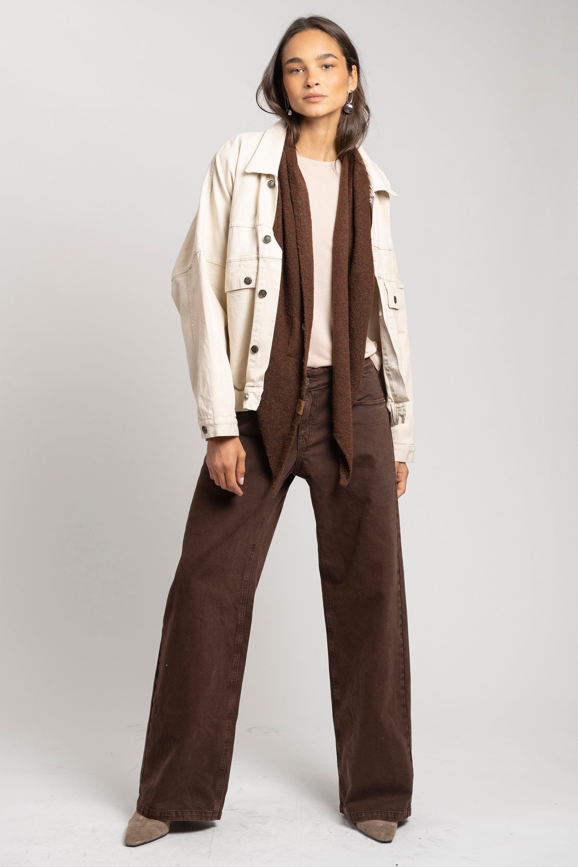 JEANS WIDE LEG JOSEFA TIRO BAJO café