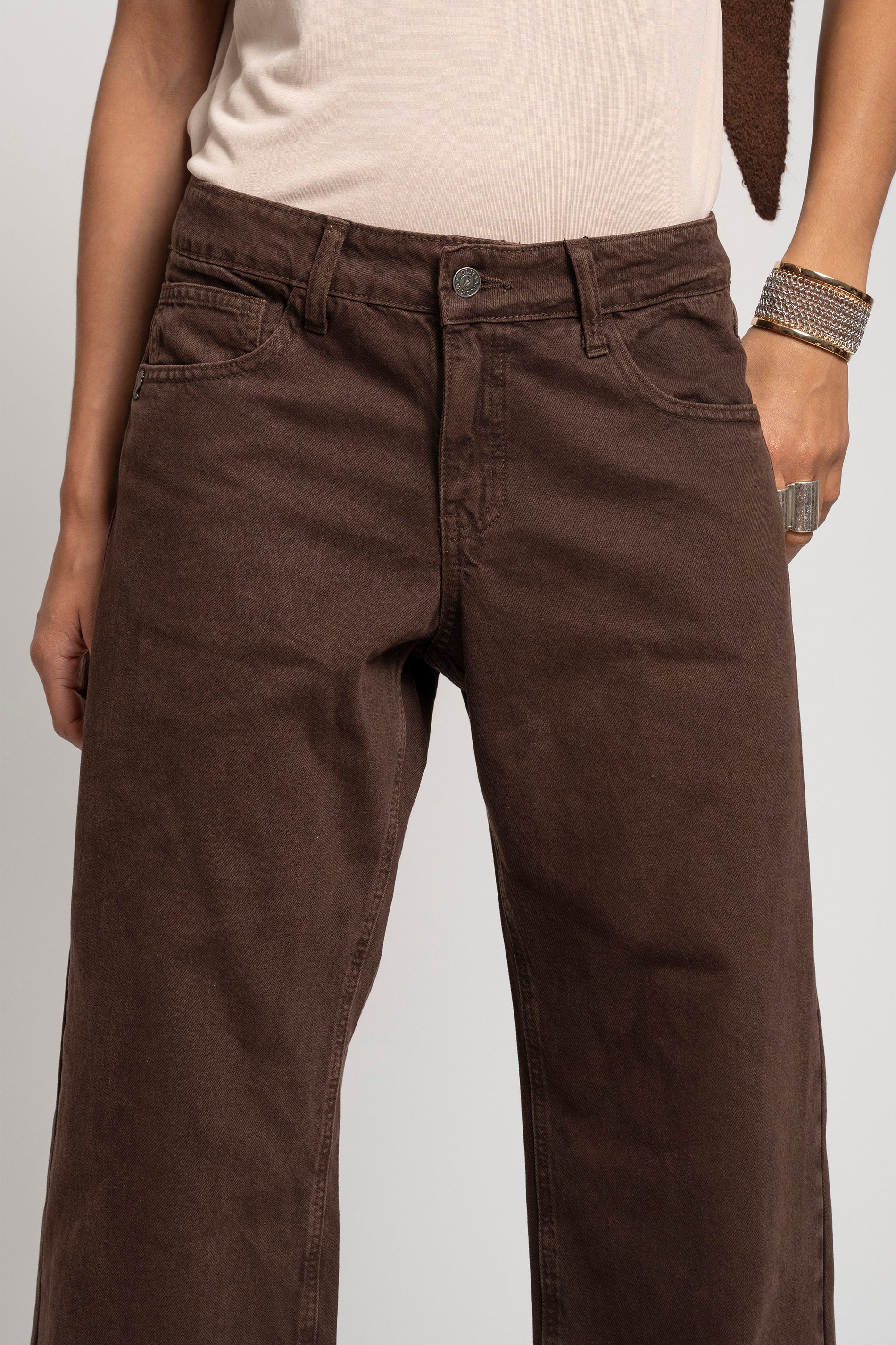 JEANS WIDE LEG JOSEFA TIRO BAJO café