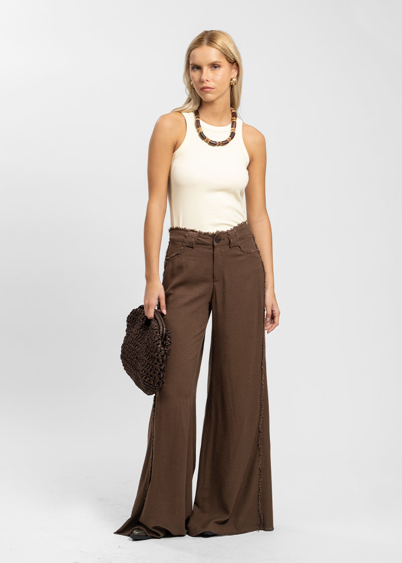 PANTALÓN ANNA FLECOS chocolate
