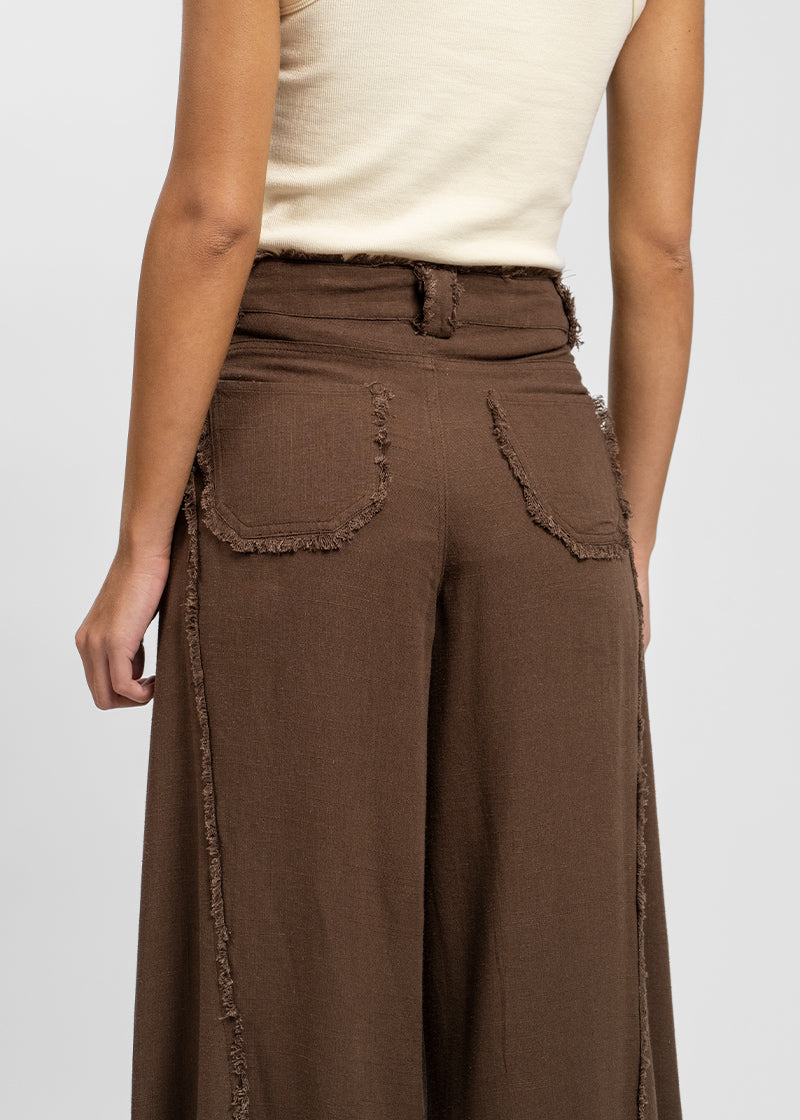 PANTALÓN ANNA FLECOS chocolate