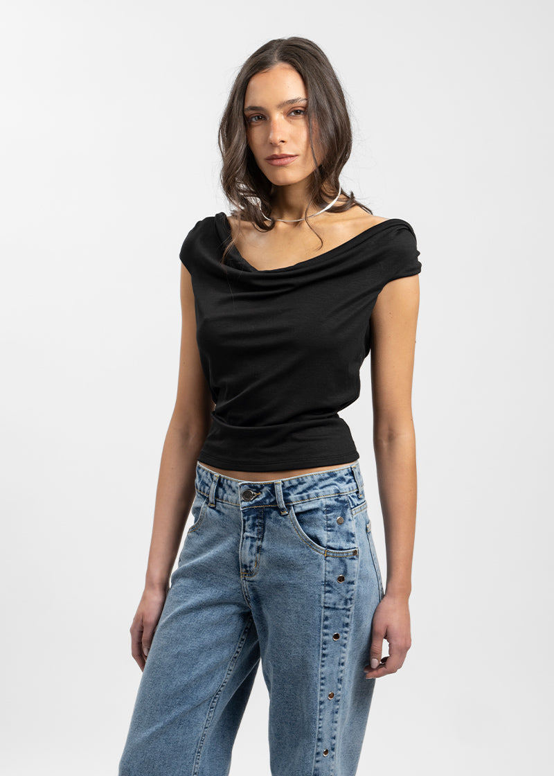 POLERA NOA negro