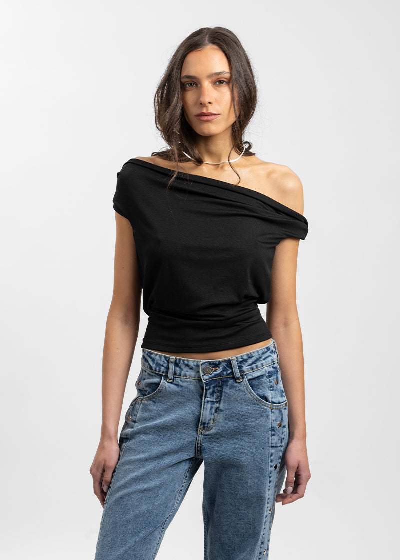 POLERA NOA negro