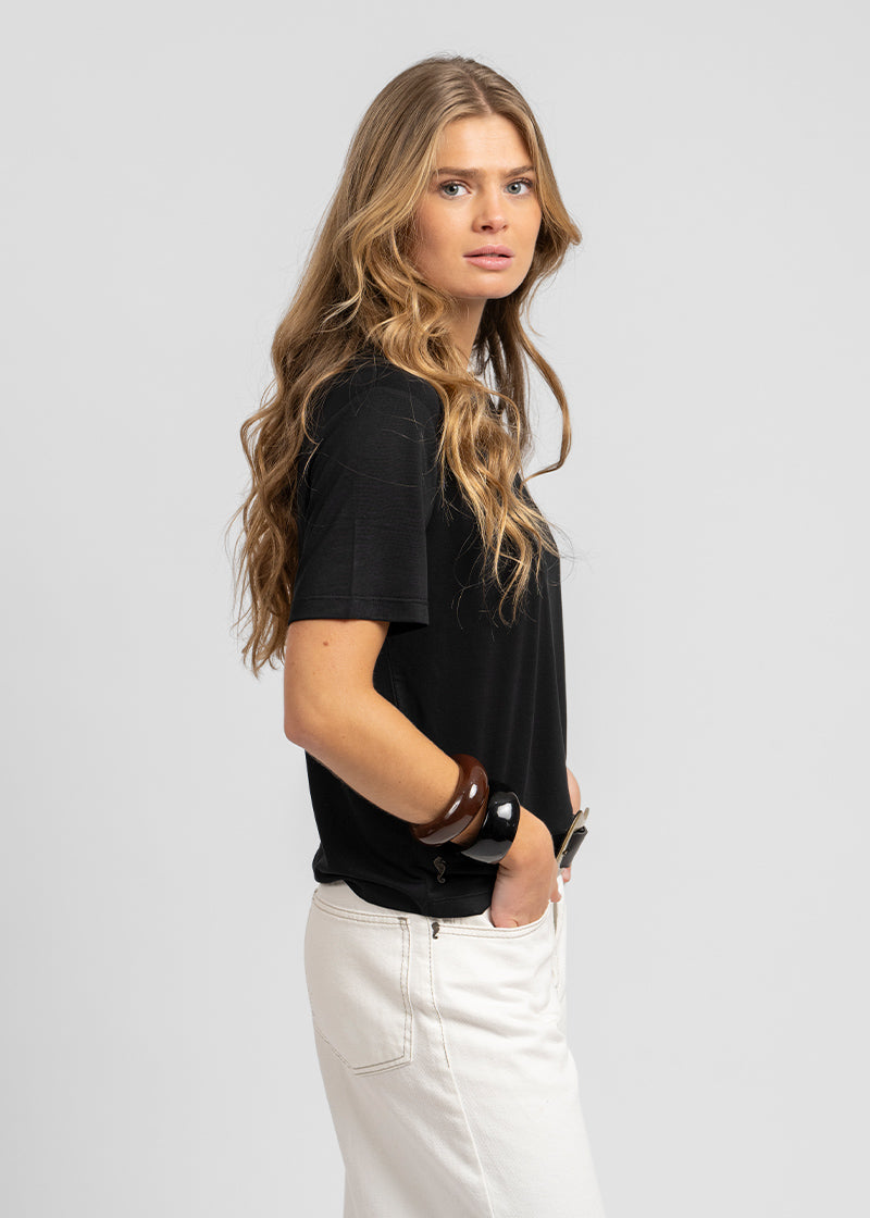 POLERA CELIA negro