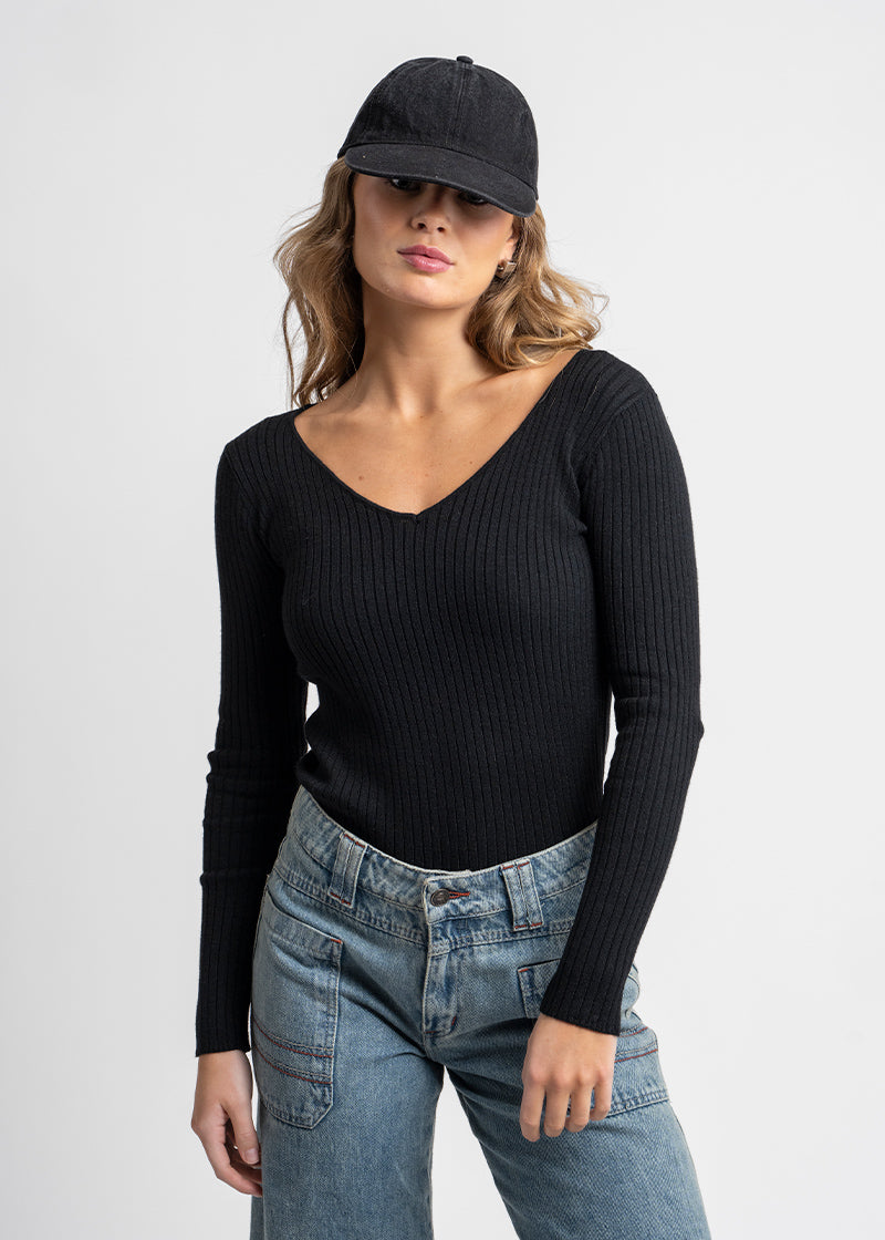 POLERA TEJIDA PASCUALA V negro