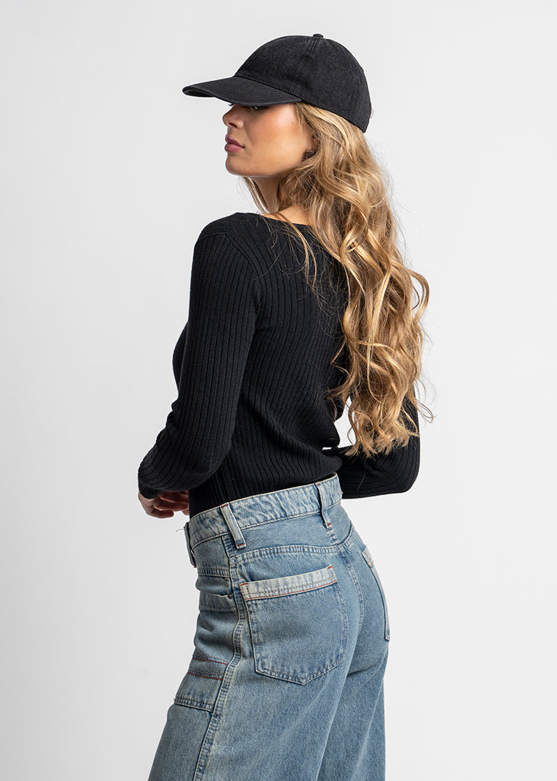 POLERA TEJIDA PASCUALA V negro