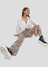 PANTALÓN IGNA Cotelé animal print